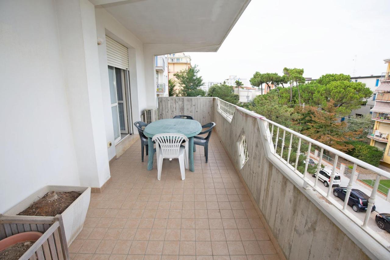 Sirena Apartments Llido Degli Estensi Kültér fotó