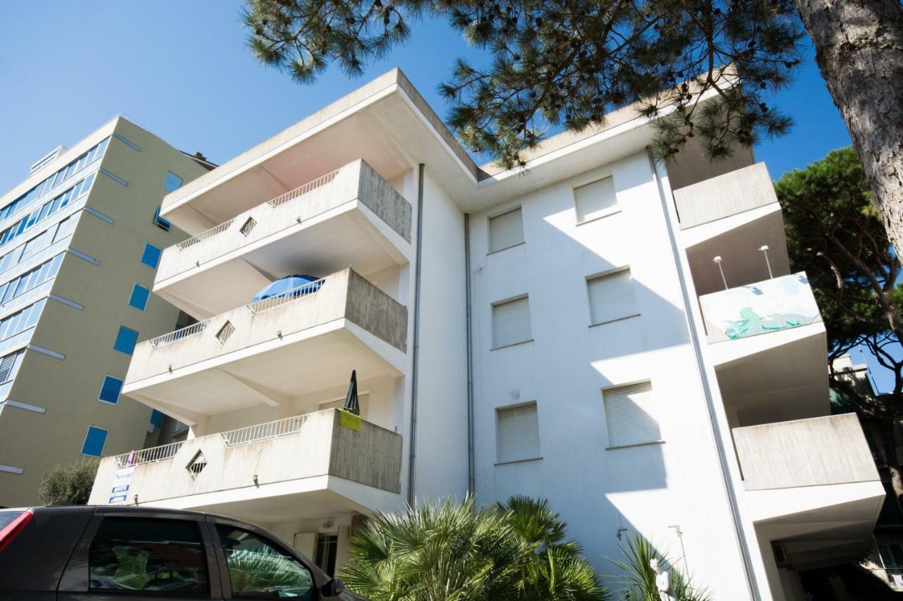 Sirena Apartments Llido Degli Estensi Kültér fotó