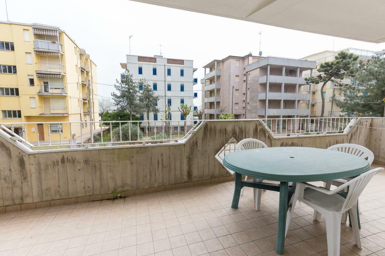 Sirena Apartments Llido Degli Estensi Kültér fotó
