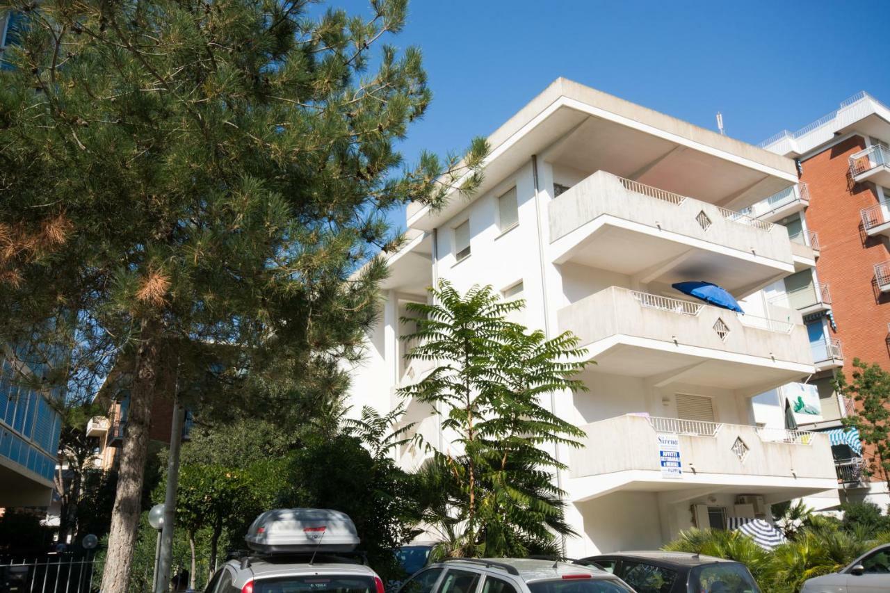 Sirena Apartments Llido Degli Estensi Kültér fotó