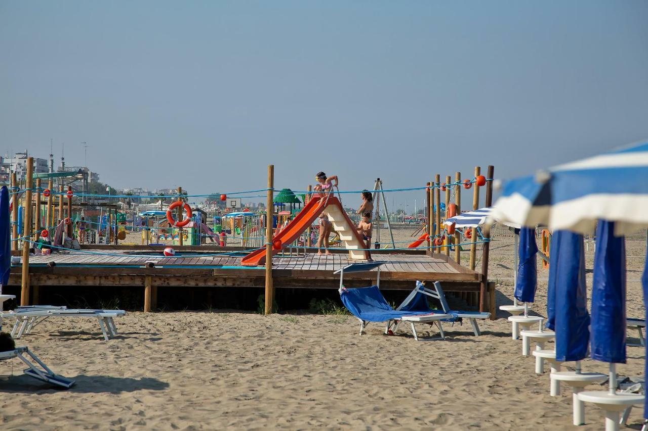 Sirena Apartments Llido Degli Estensi Kültér fotó